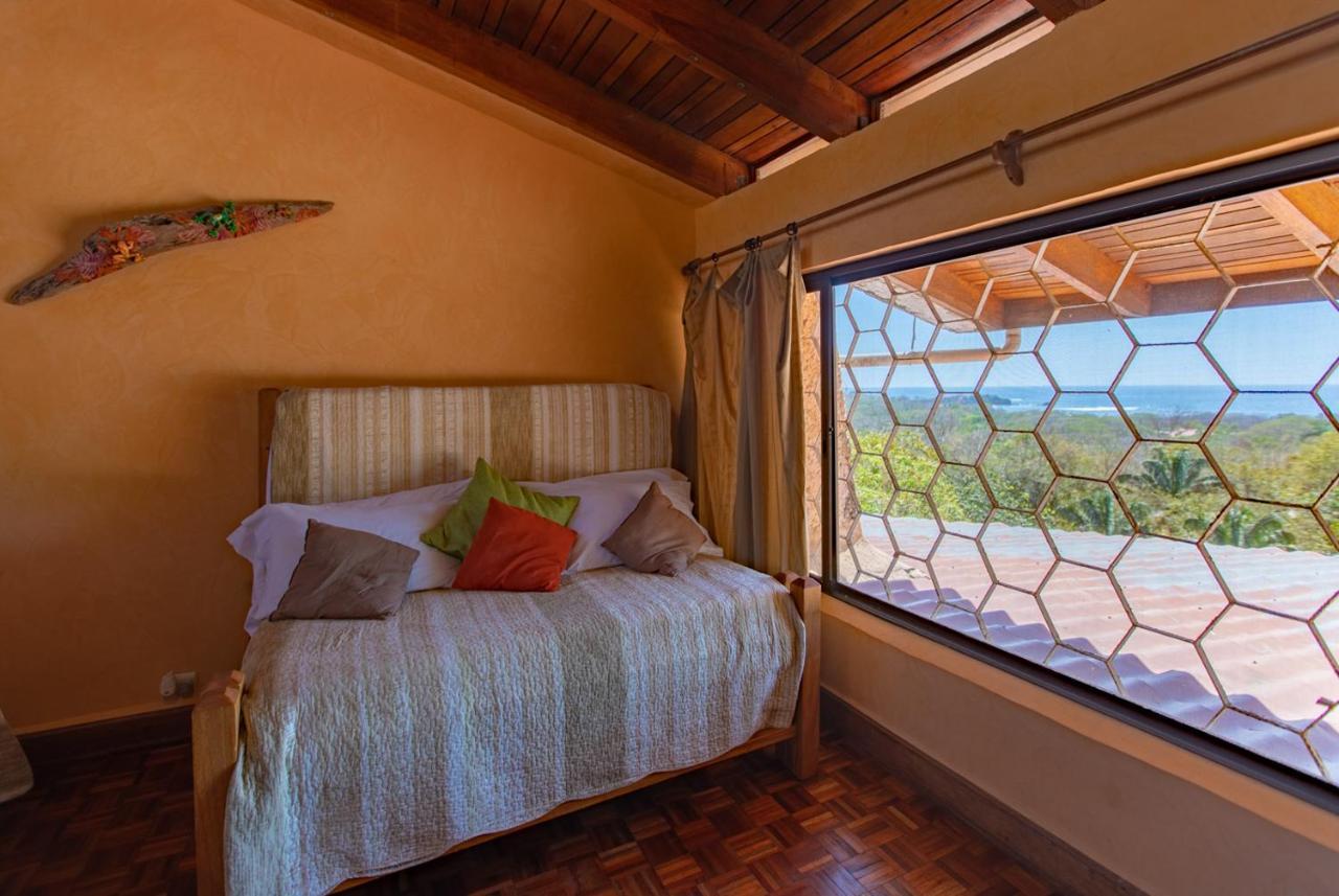 Mango Bed & Breakfast 2*