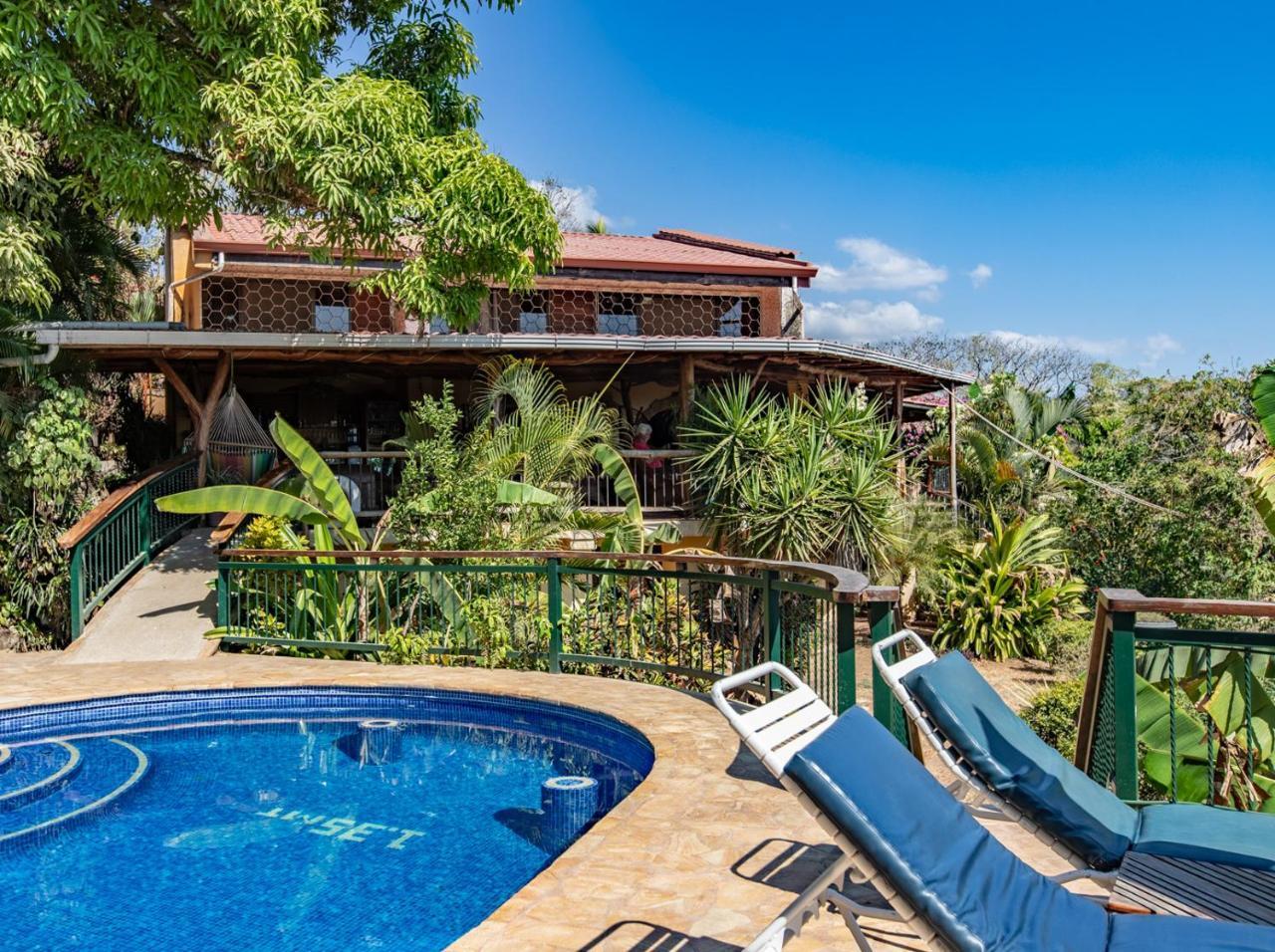 Mango Bed & Breakfast